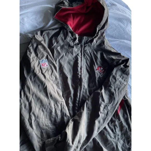 Vintage Tampa Bay Buccaneers Full Zip Windbreaker Jacket Men’s 2XL NFL Gameday